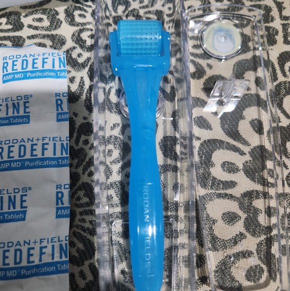 Rodan and Fields Redefine AMP MD derma roller - Picture 2 of 2